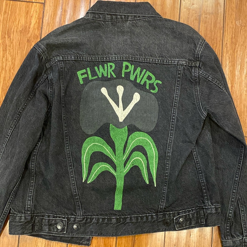 Levi’s Special Edition Black Jean Jacket. Size S.